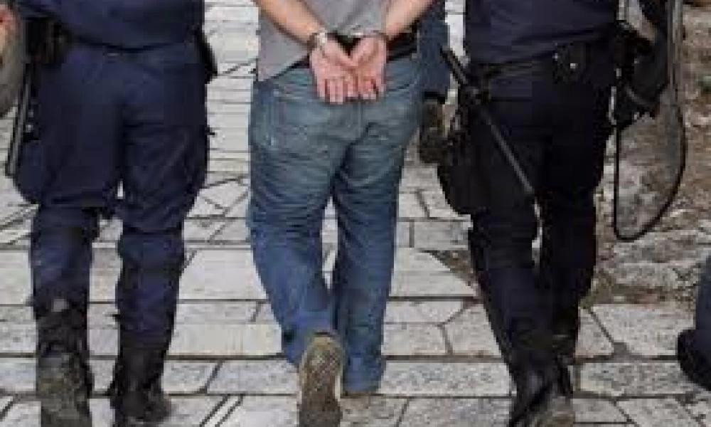 Συνελήφθη στο Νέο Ηράκλειο Αττικής Αλβανός δραπέτης
